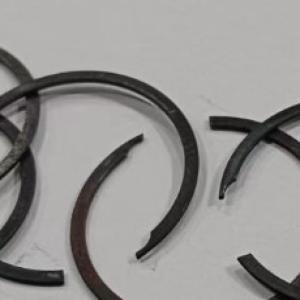 HUSKY 卡圈535035 规格：38.59mm  材质：模具钢  备注：10个起订，原装正品，支持验货。