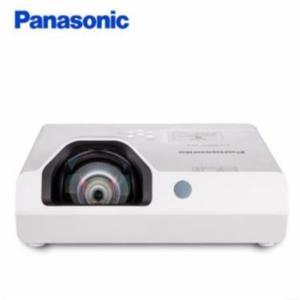 松下/Panasonic 投影仪 PT-X3272STC 3200流明 分辨率1024*768 20000:1对比度 白色