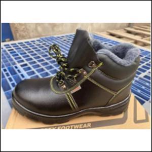 JMHB 劳保鞋 41码 黄线防砸防刺穿加绒棉鞋 黑色