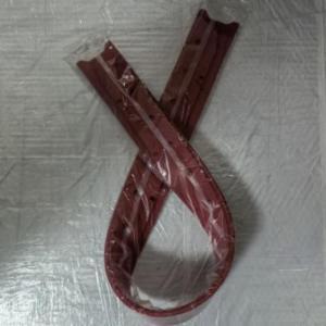 绿美保/LUROB 吸水胶条BT-335 规格：1568mm 材质：硅橡胶 备注：驾驶式洗地机用，8条起订。