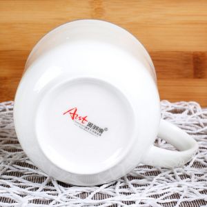 雅诚德 迎宾杯 350ML 陶瓷 金线 直径8.5cm高含盖13.5cm 白色