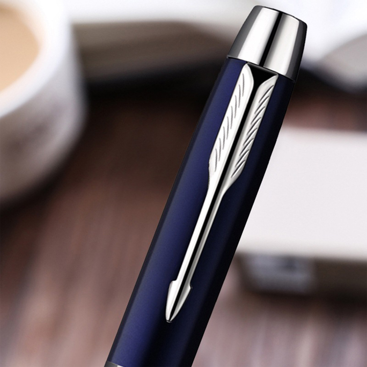 派克 睿丽磨砂蓝白夹墨水笔 精细 133*12.5mm 插盖式 金属 蓝_派克