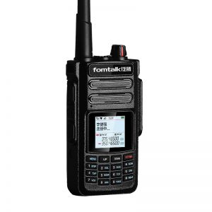 泛腾/FOMTALK 模拟对讲机POC9800KD 对讲距离:全国(视环境而定) 4G全网通 频率范围:430-470MHz 有显示屏 黑色